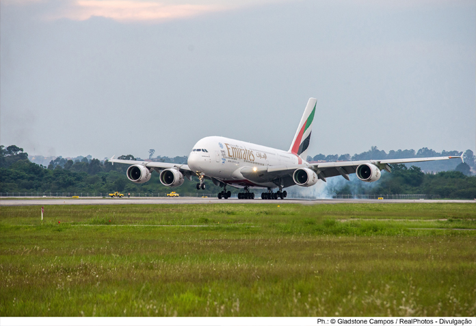 Emirates O tão aguardado pouso