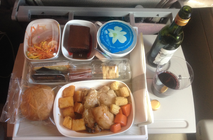 Almoço no voo Bangkok x Dubai
