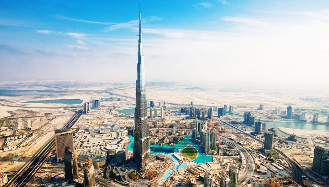 Burj Khalifa em Dubai: o prédio mais alto do mundo - Vou na JanelaVou na  Janela | Blog de viagens