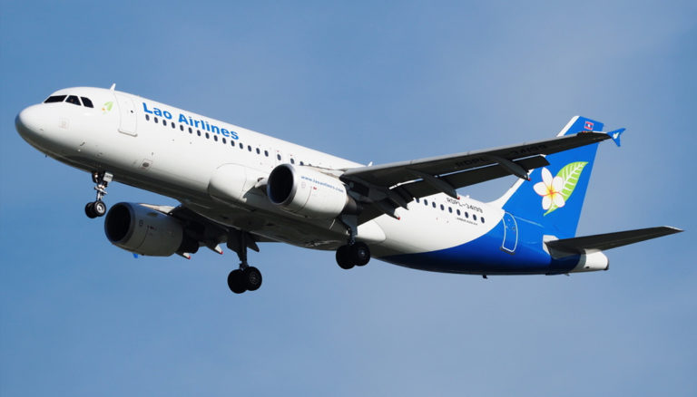 Como é voar com a Lao Airlines