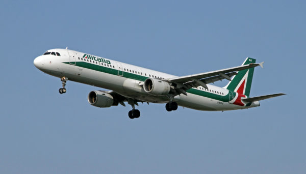 Como é voar com a Alitalia de Roma a Paris