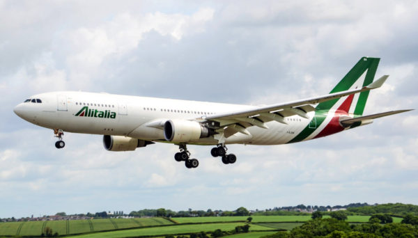 Alitalia para Roma no Airbus A330