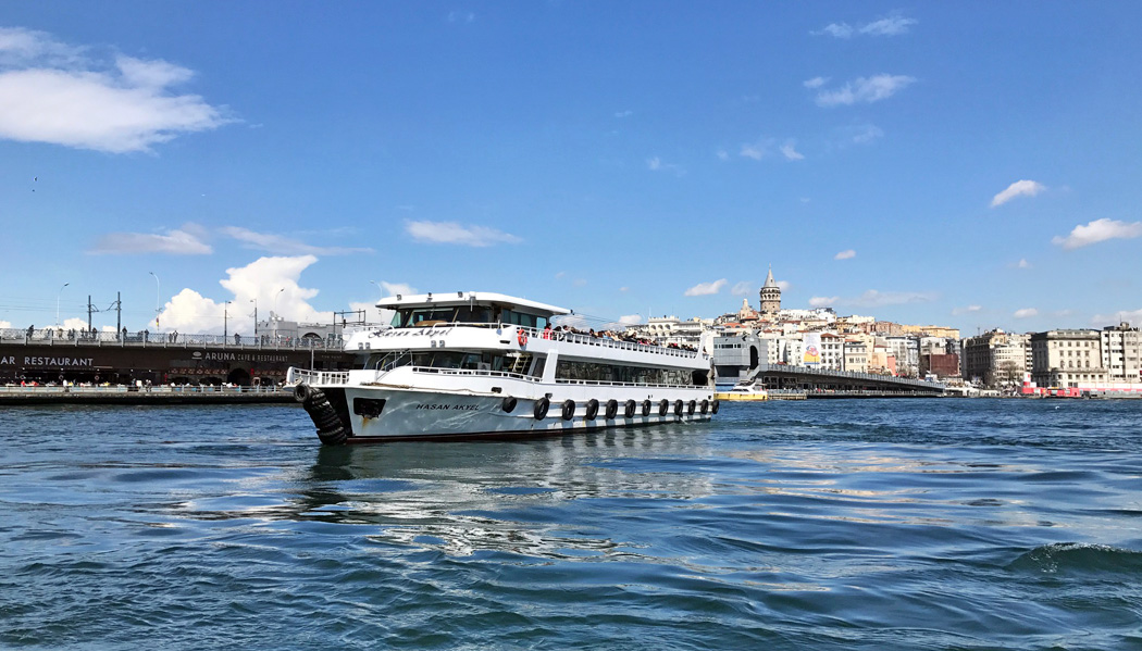 Passeio de barco pelo Bósforo