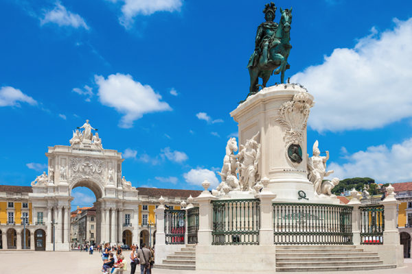 Quanto custa viajar para Portugal