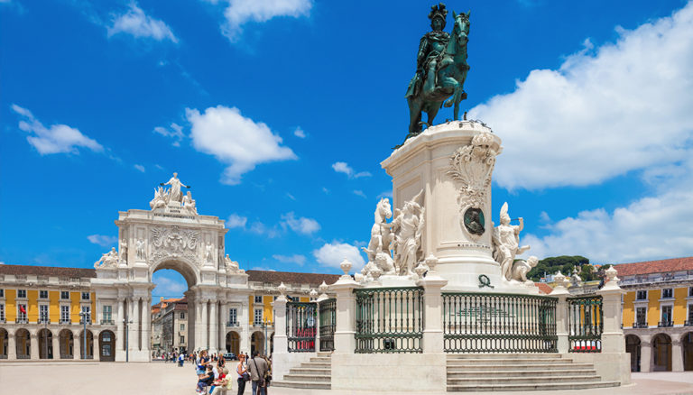 Quanto custa viajar para Portugal