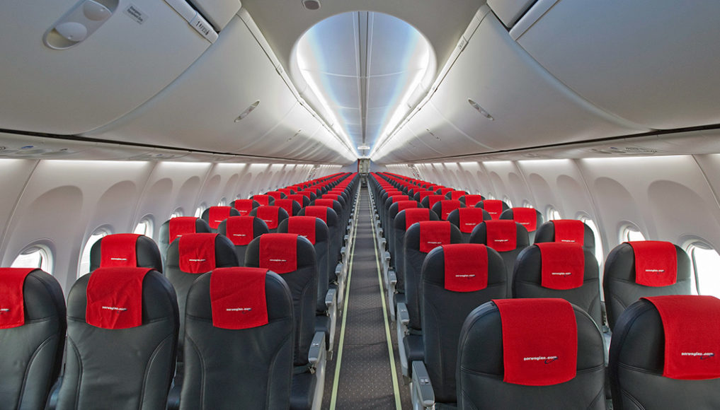 Como é voar com a Norwegian Air Shuttle (Boeing 737800)