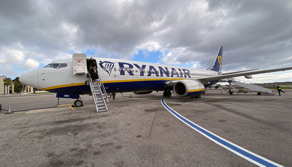 Como é voar com a Ryanair