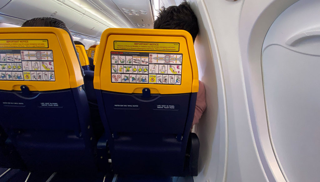 Como é voar com a Ryanair