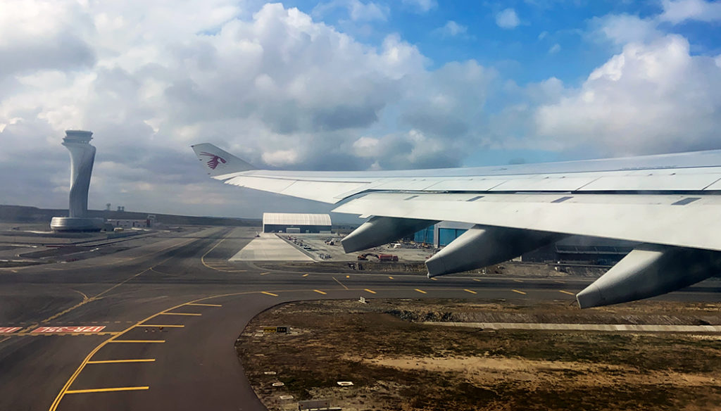 Como é voar na classe econômica da Qatar no Airbus A330