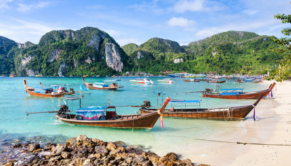 Brasileiros podem viajar para a Tailândia
