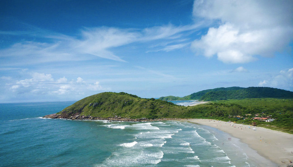 Ilha do Mel Os melhores destinos brasileiros para uma escapada romântica