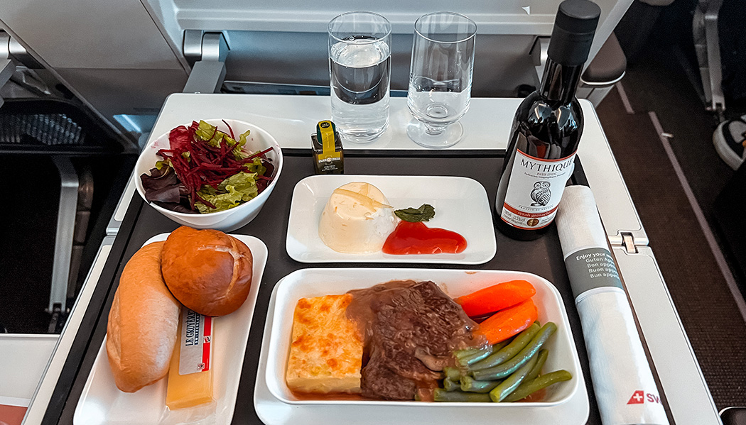 Como é voar na nova Premium Economy da SWISS