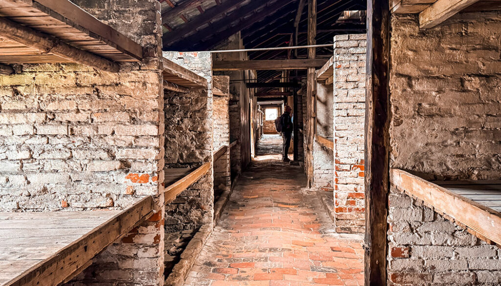 Como visitar Auschwitz