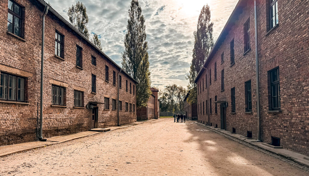 Como visitar Auschwitz